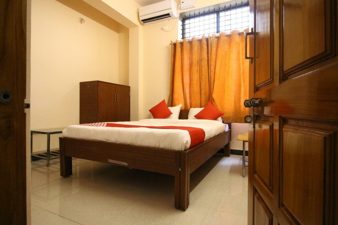 Oyo Flagship 30734 Jeevan Lodge 시모가 외부 사진
