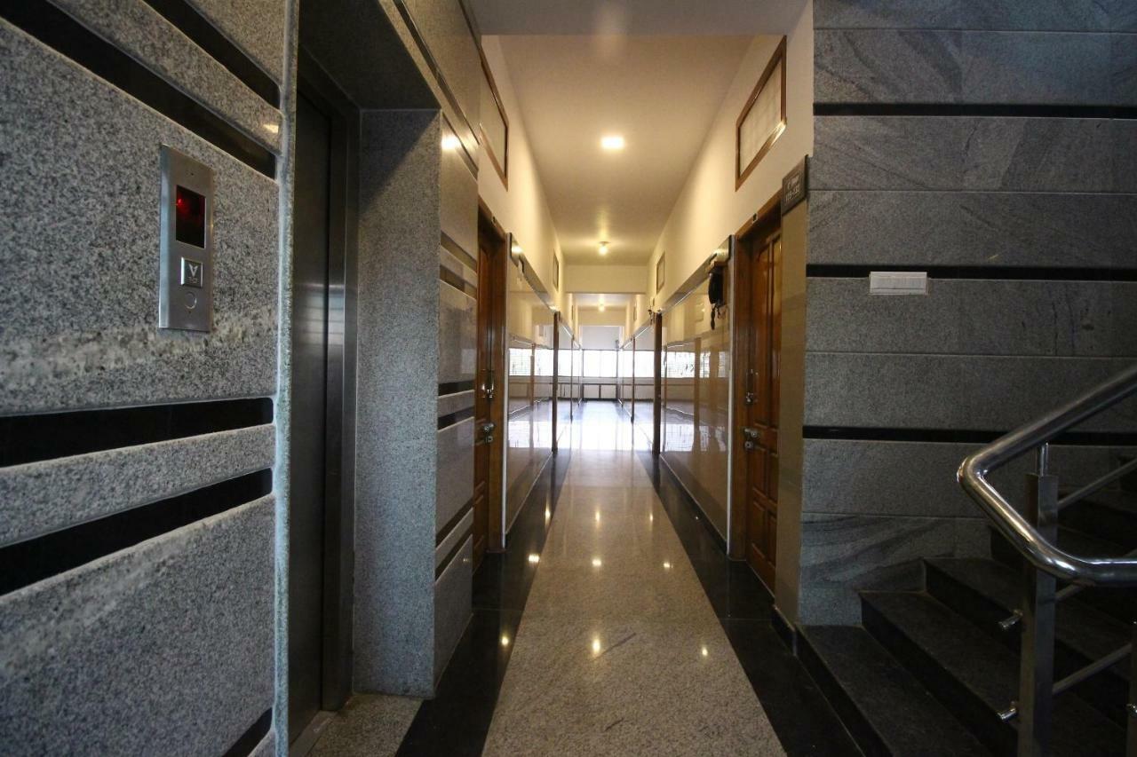 Oyo Flagship 30734 Jeevan Lodge 시모가 외부 사진